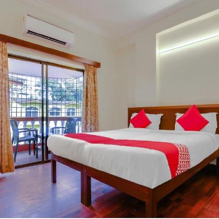 Collection O 45765 Xavier Beach Resort Candolim Exterior photo